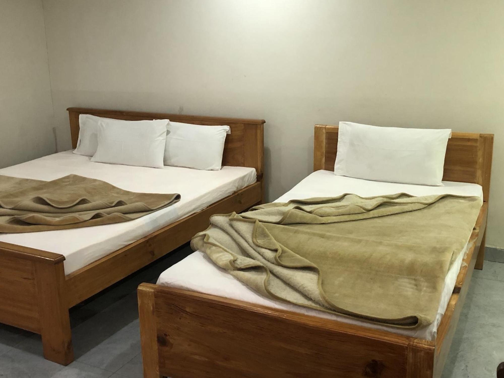 Hotel Islamabad Crown Rawalpindi Exteriör bild